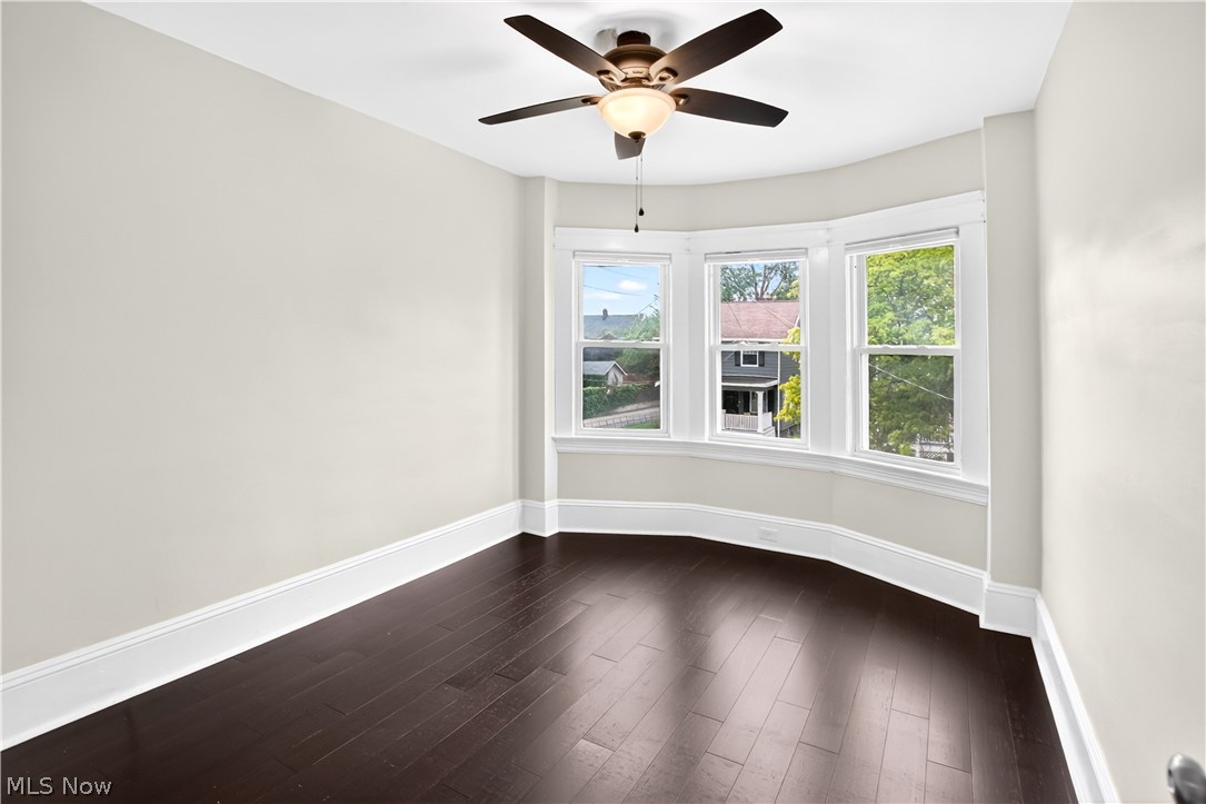 1553 Rockway Avenue Lakewood OH 44107