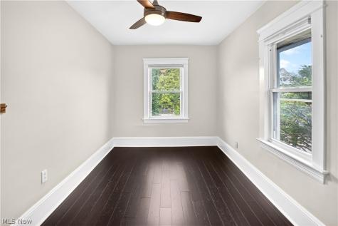 1553 Rockway Avenue Lakewood OH 44107