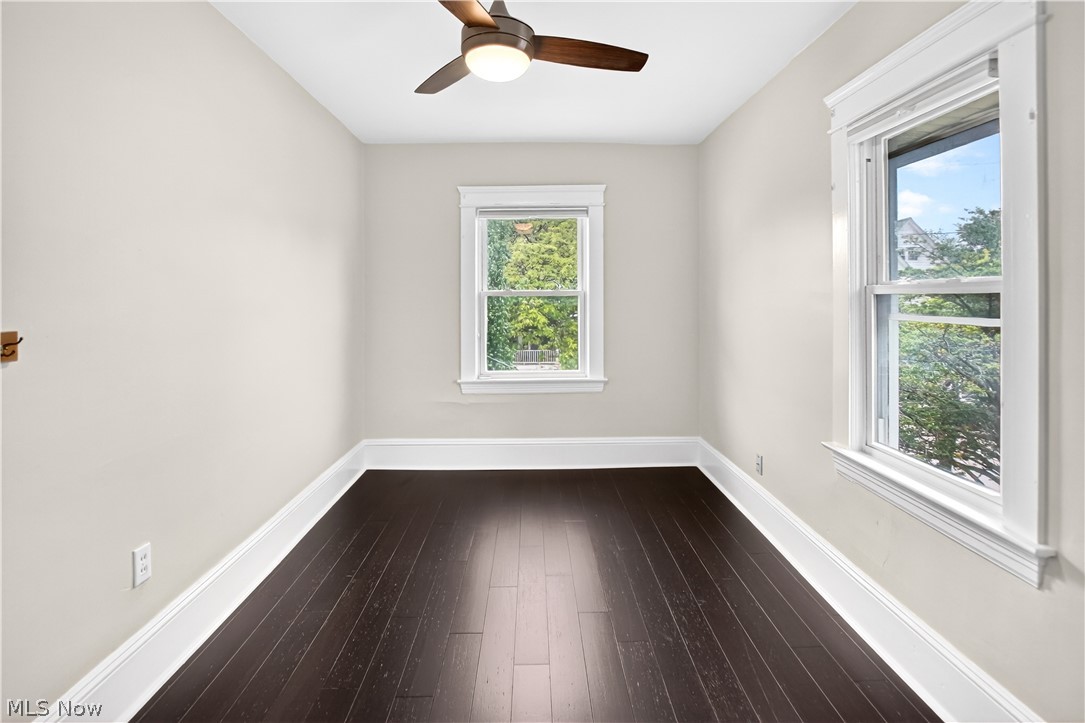 1553 Rockway Avenue Lakewood OH 44107