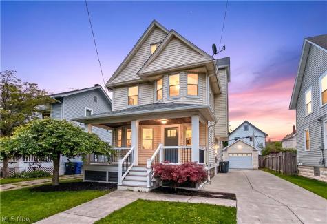 1553 Rockway Avenue Lakewood OH 44107