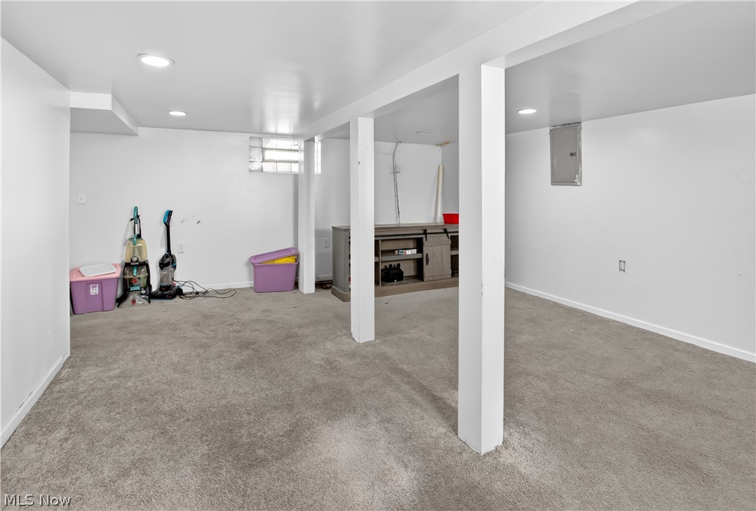 363 Seeley Street Amherst OH 44001
