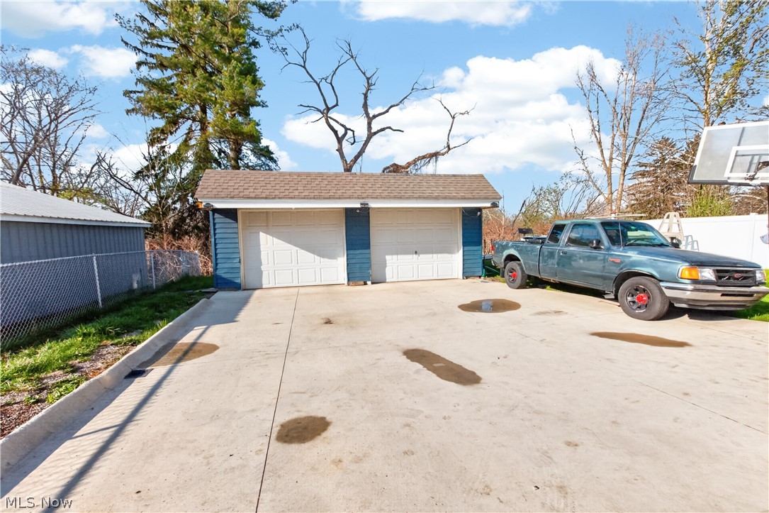 363 Seeley Street Amherst OH 44001