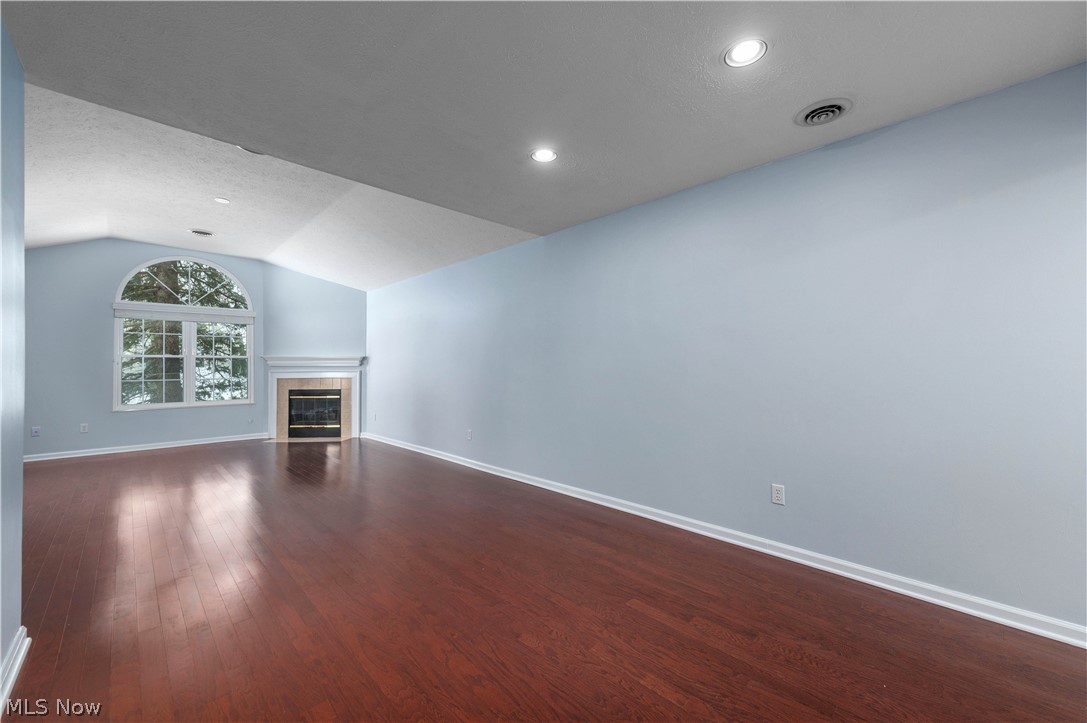 8208 Cyrus Lane Northfield OH 44067