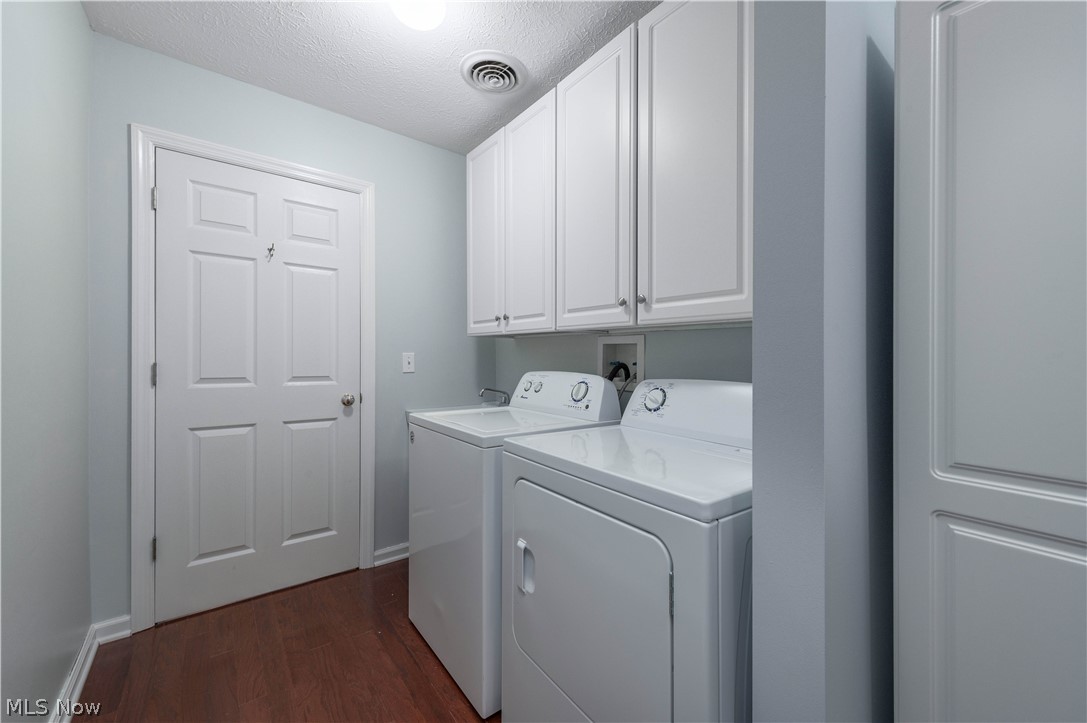 8208 Cyrus Lane Northfield OH 44067