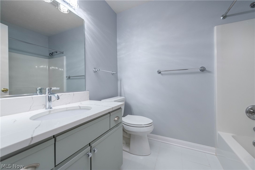 8208 Cyrus Lane Northfield OH 44067