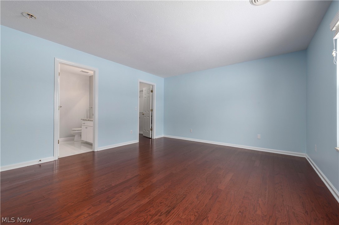 8208 Cyrus Lane Northfield OH 44067