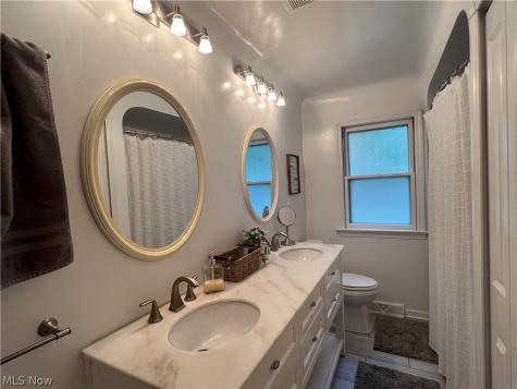 3282 Royalton Road North Royalton OH 44133
