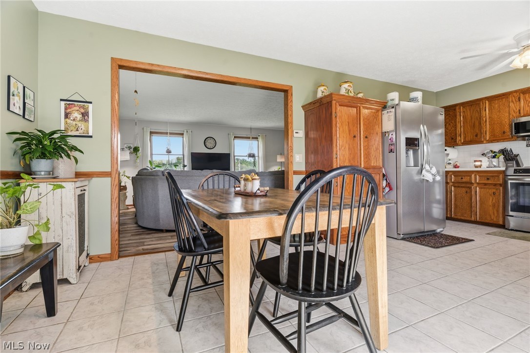 9085 Willowdale Avenue SE Magnolia OH 44643