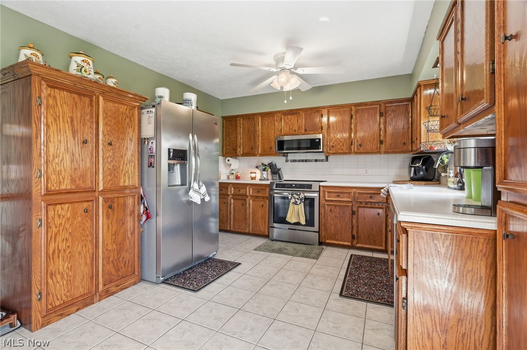 9085 Willowdale Avenue SE Magnolia OH 44643