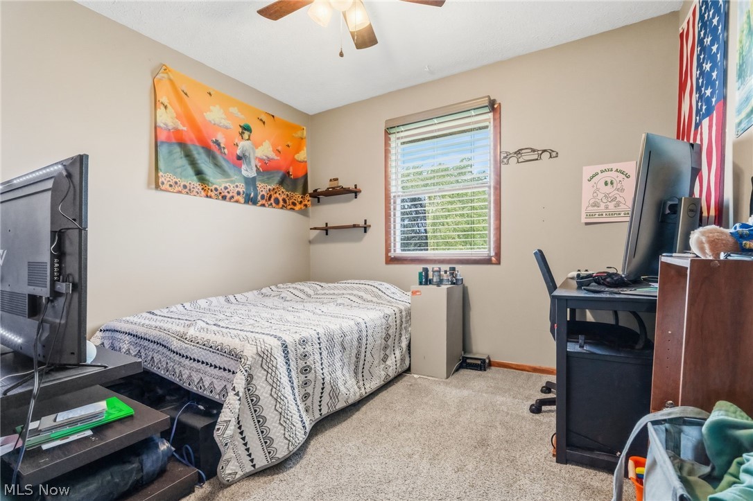 9085 Willowdale Avenue SE Magnolia OH 44643