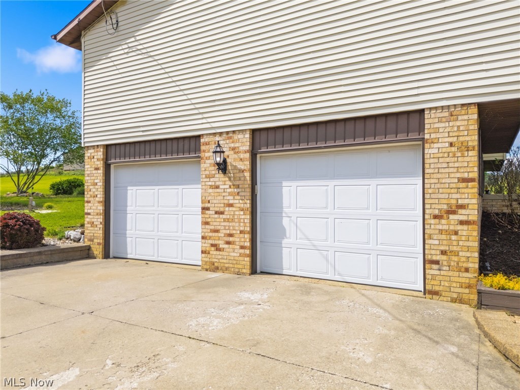 9085 Willowdale Avenue SE Magnolia OH 44643