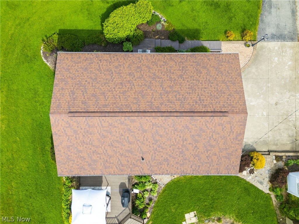 9085 Willowdale Avenue SE Magnolia OH 44643