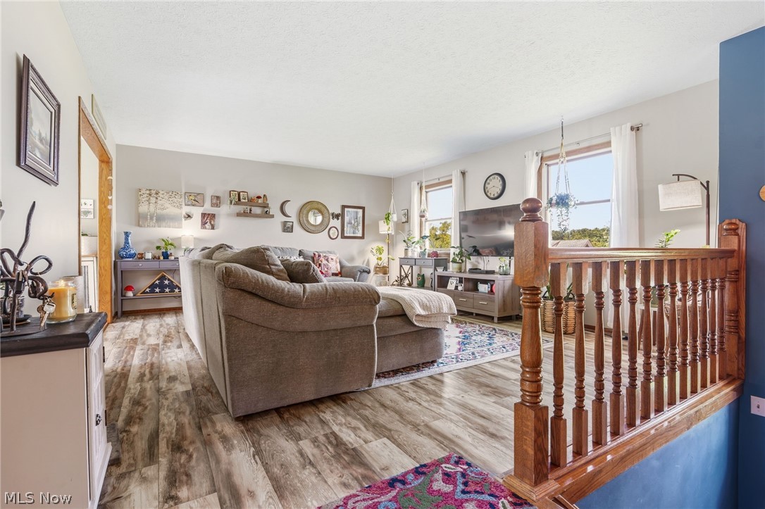 9085 Willowdale Avenue SE Magnolia OH 44643