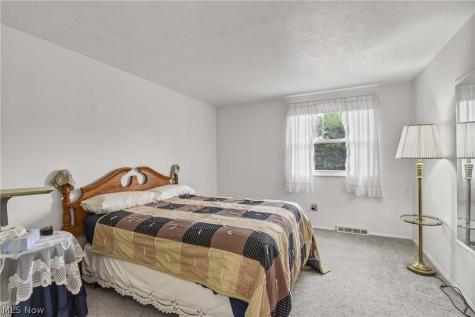 1656 Belfair Drive Twinsburg OH 44087