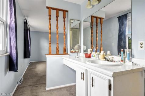 1656 Belfair Drive Twinsburg OH 44087