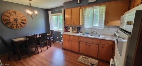 7573 Biscayne Boulevard Parma OH 44134