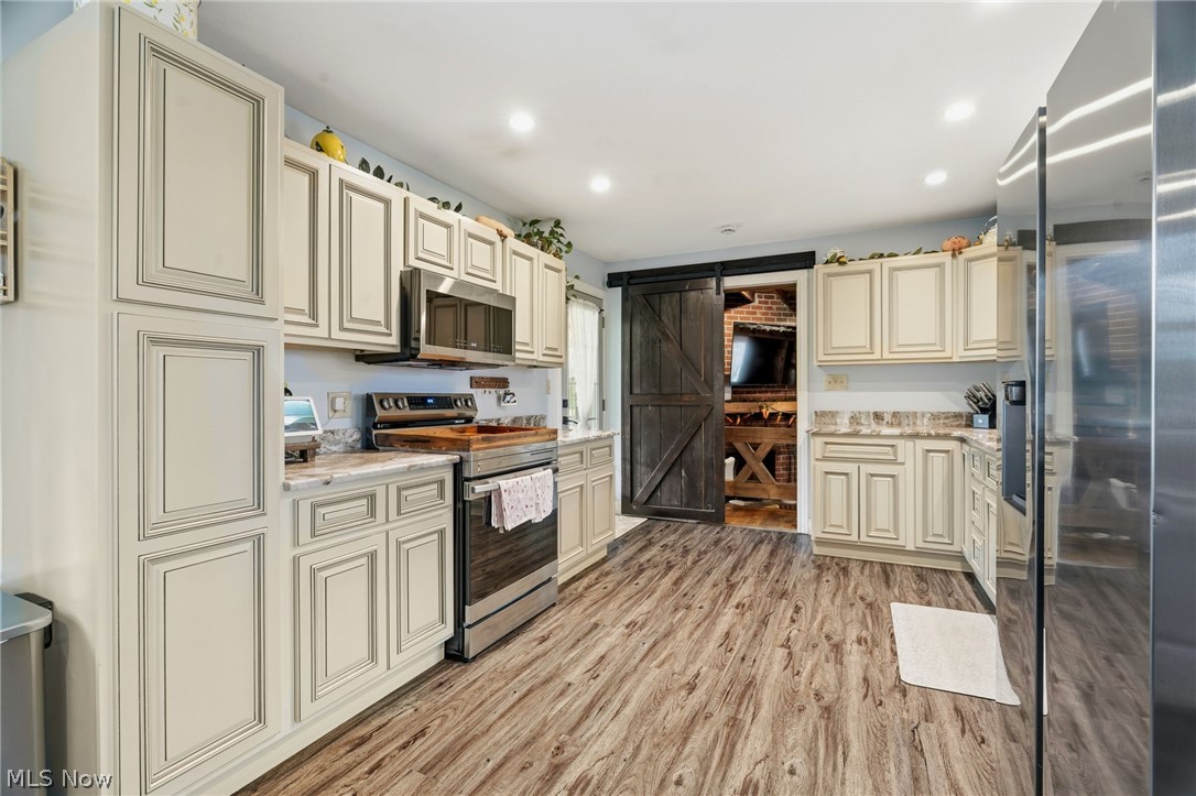 1477 E Garfield Road New Springfield OH 44443