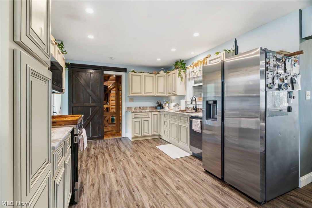 1477 E Garfield Road New Springfield OH 44443
