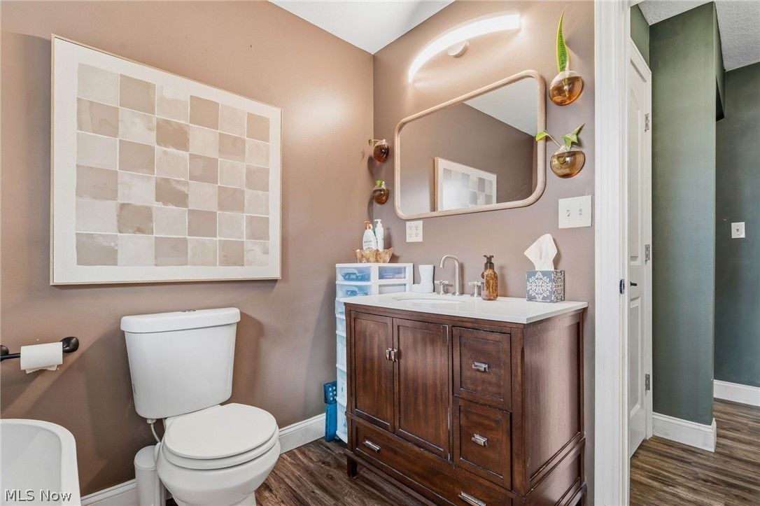 1477 E Garfield Road New Springfield OH 44443