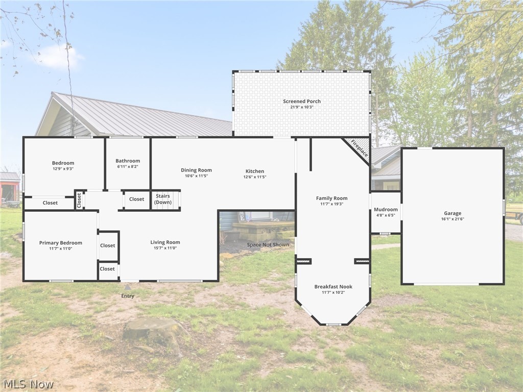 1477 E Garfield Road New Springfield OH 44443