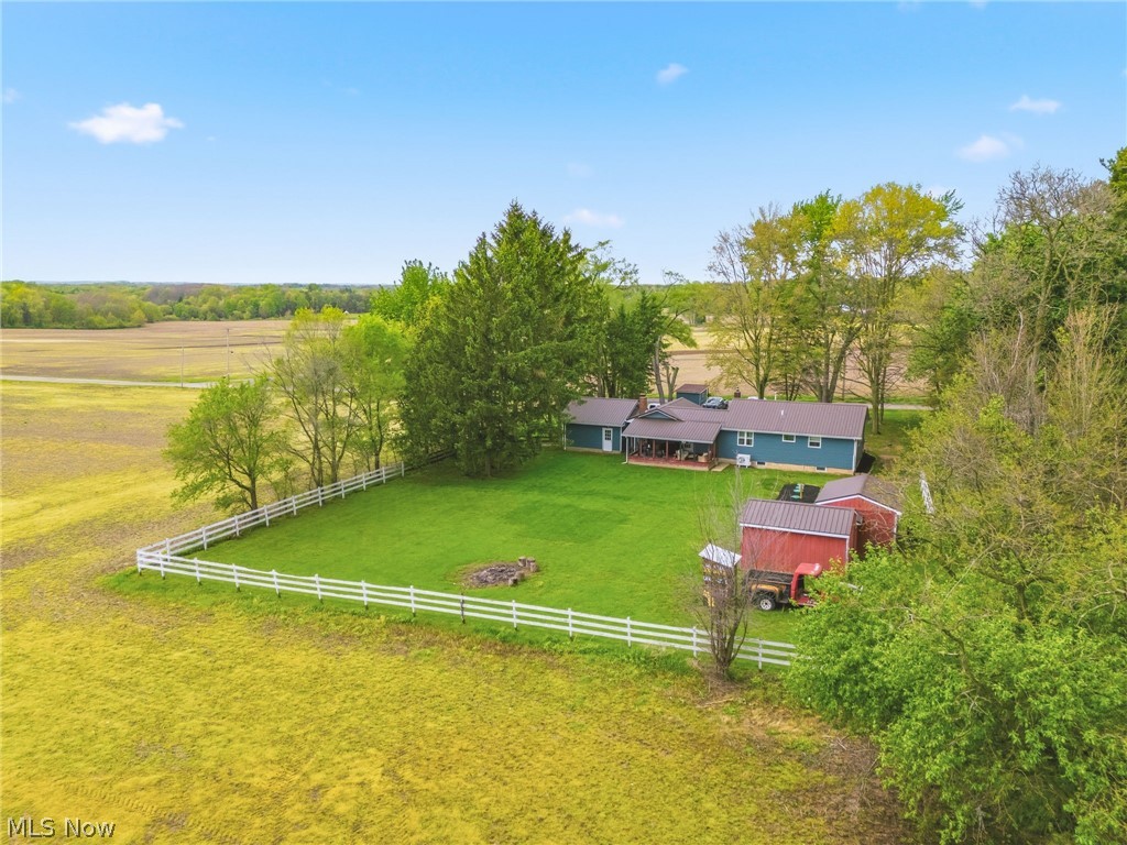 1477 E Garfield Road New Springfield OH 44443