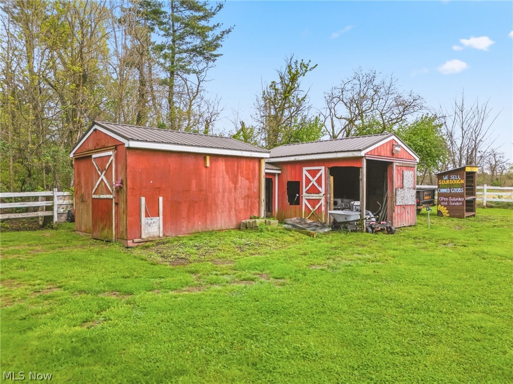 1477 E Garfield Road New Springfield OH 44443