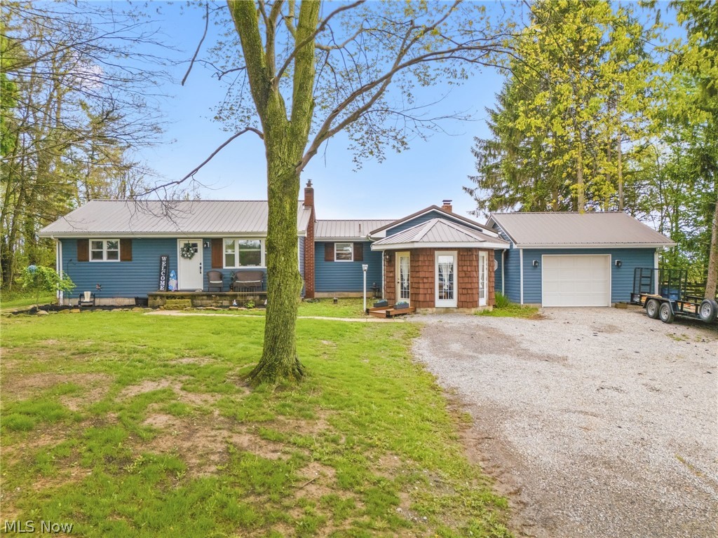 1477 E Garfield Road New Springfield OH 44443