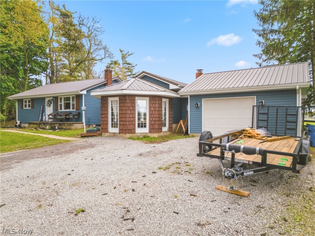 1477 E Garfield Road New Springfield OH 44443