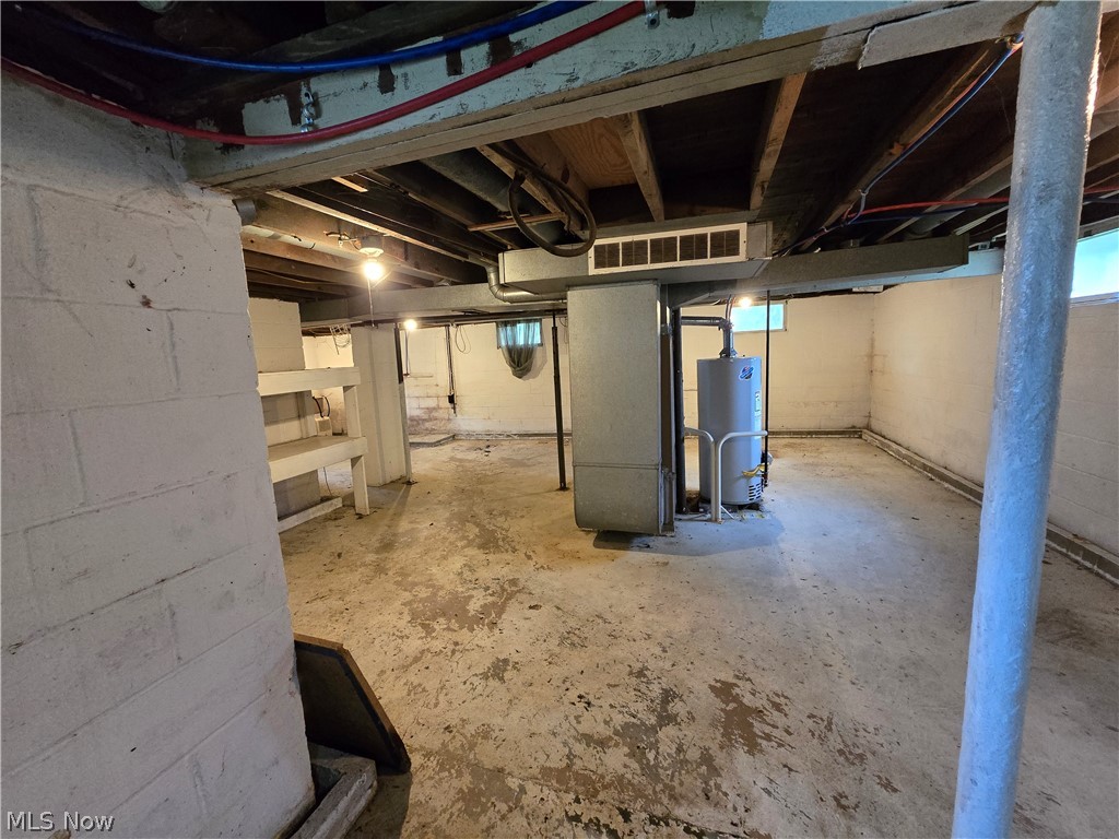 5179 E Maple Avenue Geneva OH 44041