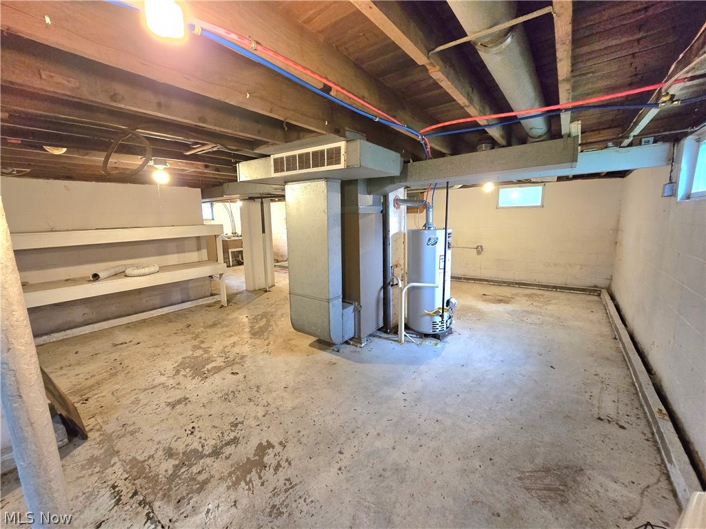 5179 E Maple Avenue Geneva OH 44041