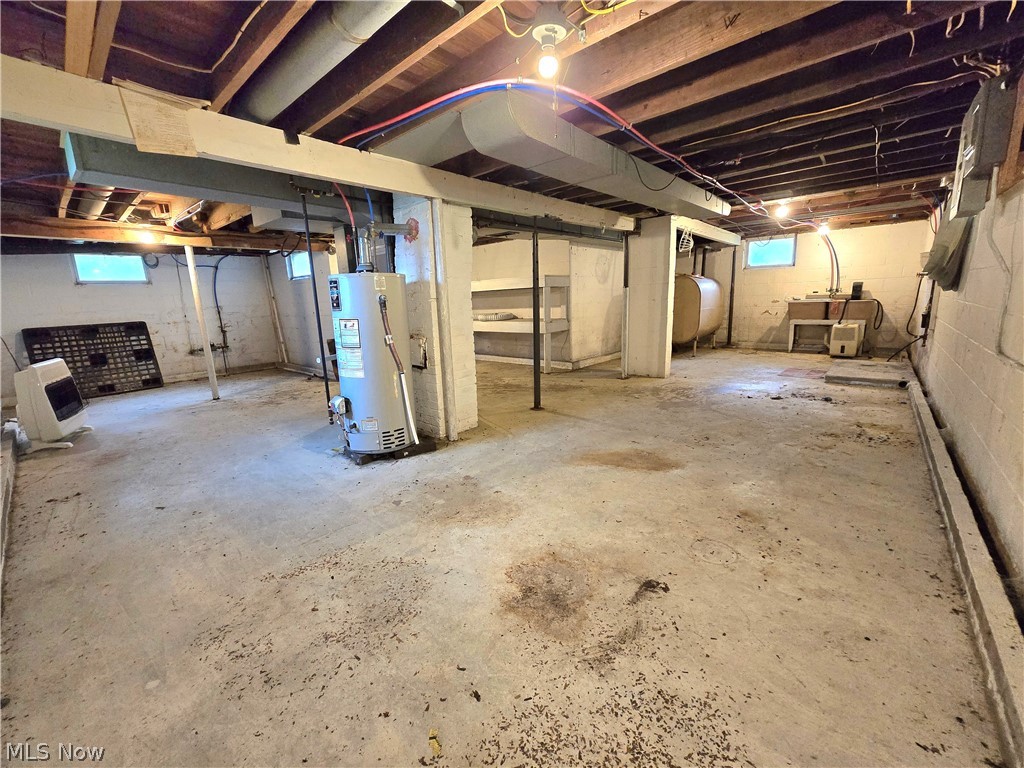 5179 E Maple Avenue Geneva OH 44041