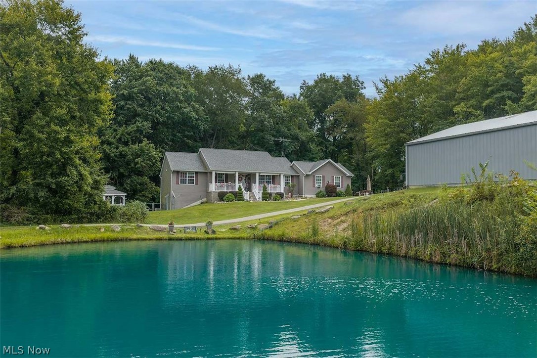 4605 Mount Pleasant Road NW Dover OH 44622