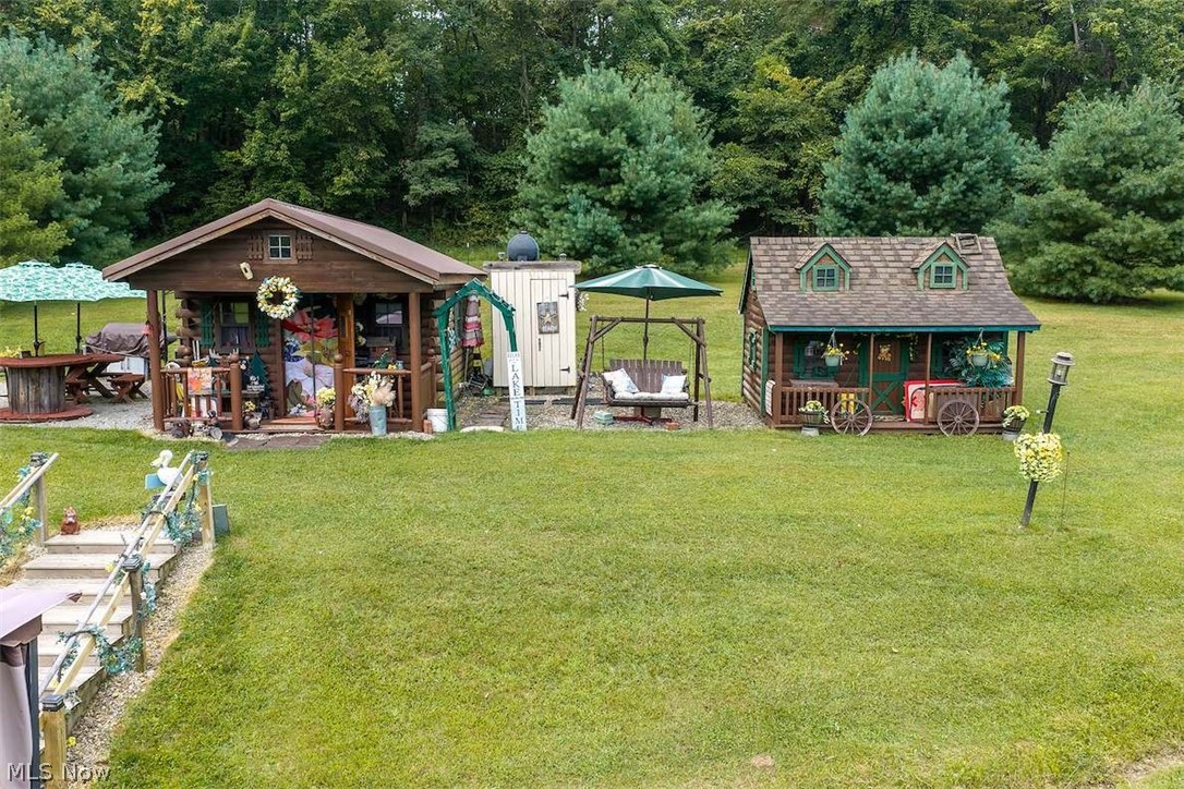 4605 Mount Pleasant Road NW Dover OH 44622