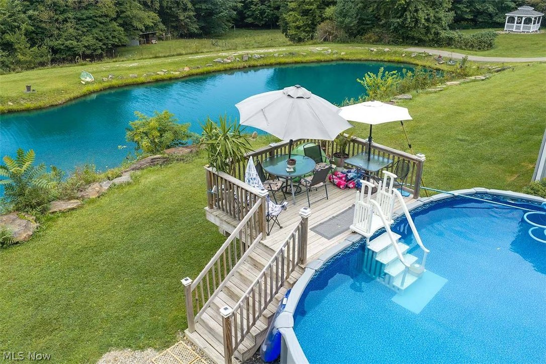 4605 Mount Pleasant Road NW Dover OH 44622