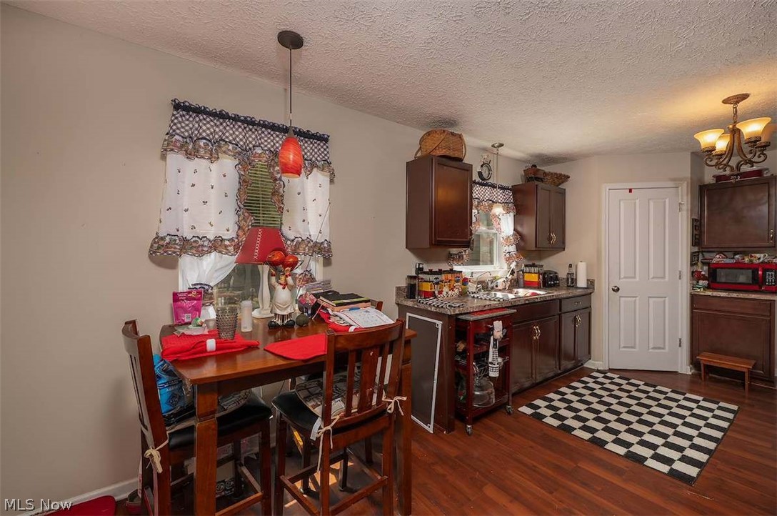 4605 Mount Pleasant Road NW Dover OH 44622