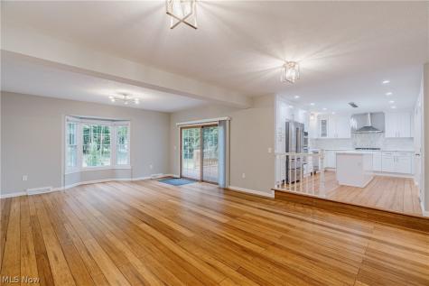 1960 Bromton Drive Lyndhurst OH 44124