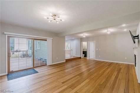1960 Bromton Drive Lyndhurst OH 44124