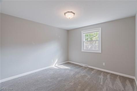 1960 Bromton Drive Lyndhurst OH 44124