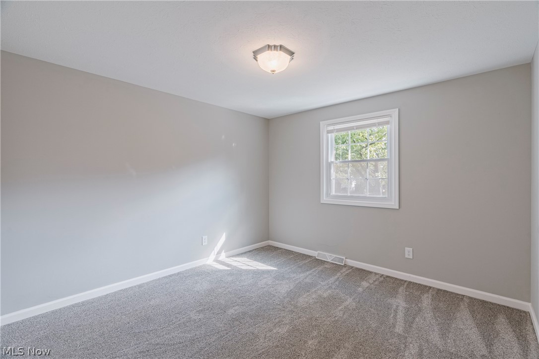 1960 Bromton Drive Lyndhurst OH 44124