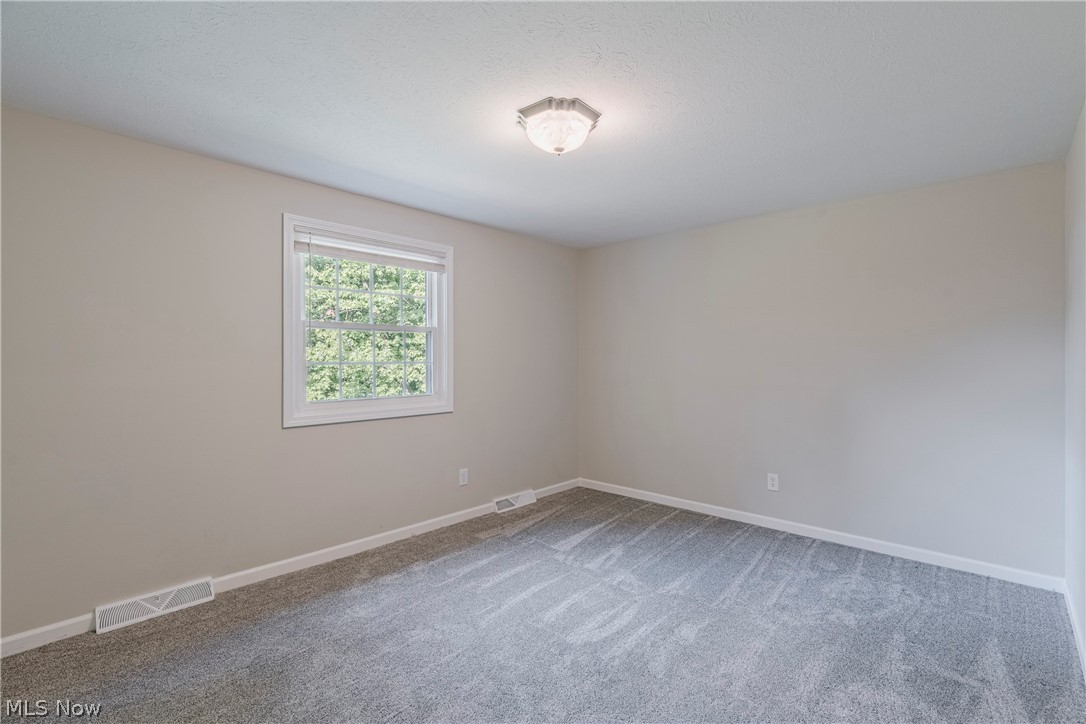 1960 Bromton Drive Lyndhurst OH 44124