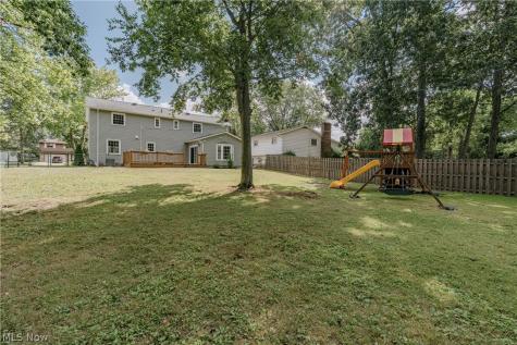 1960 Bromton Drive Lyndhurst OH 44124
