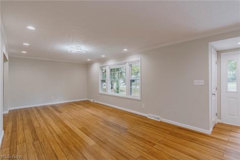 1960 Bromton Drive Lyndhurst OH 44124