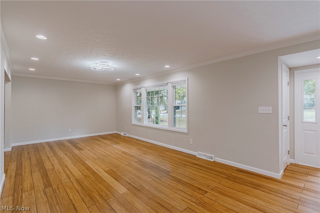 1960 Bromton Drive Lyndhurst OH 44124