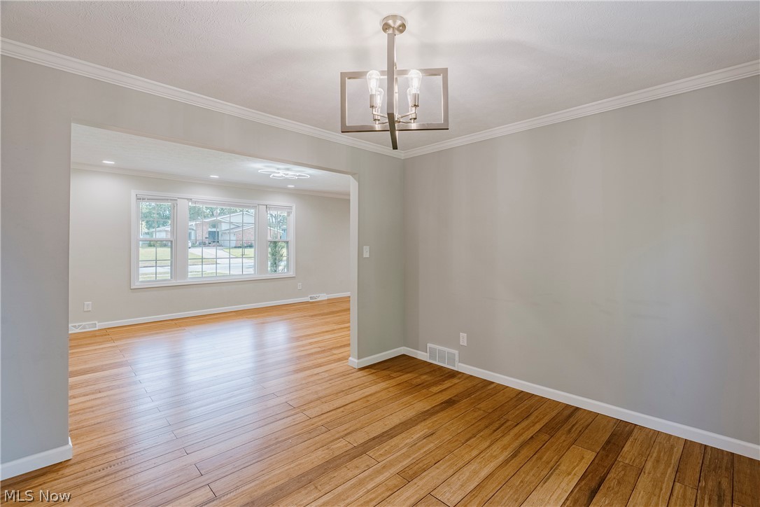 1960 Bromton Drive Lyndhurst OH 44124