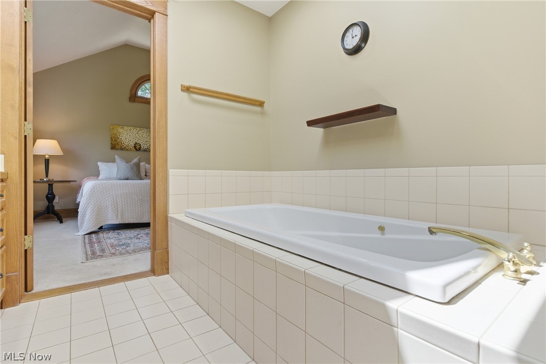 9475 Stafford Road Chagrin Falls OH 44023