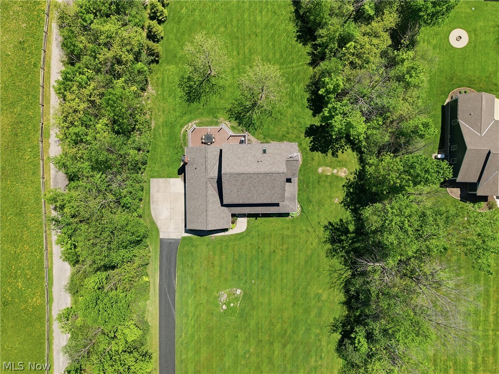 9475 Stafford Road Chagrin Falls OH 44023