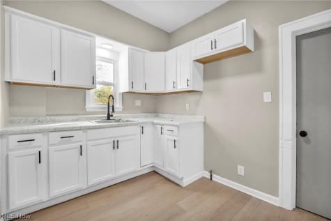 717 Euclid Avenue Akron OH 44307