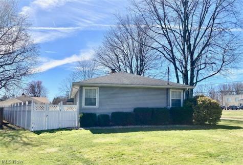2305 S Schenley Avenue Youngstown OH 44511
