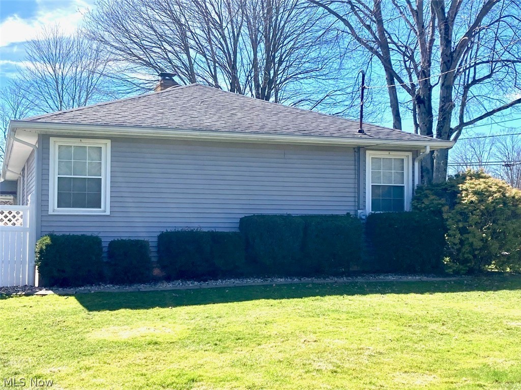 2305 S Schenley Avenue Youngstown OH 44511