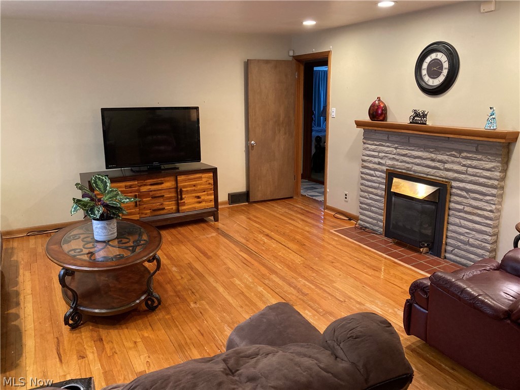 2305 S Schenley Avenue Youngstown OH 44511